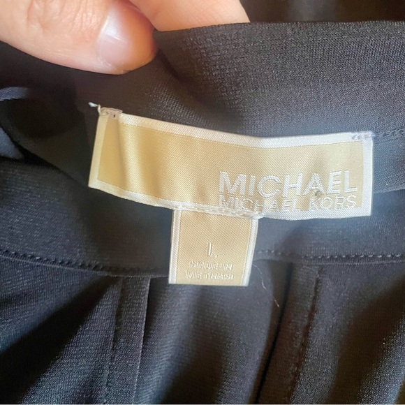 Michael Kors Women's Size Large Black Keyhole Front Long Sleeve Stretch Blouse. - Picture 8 of 8